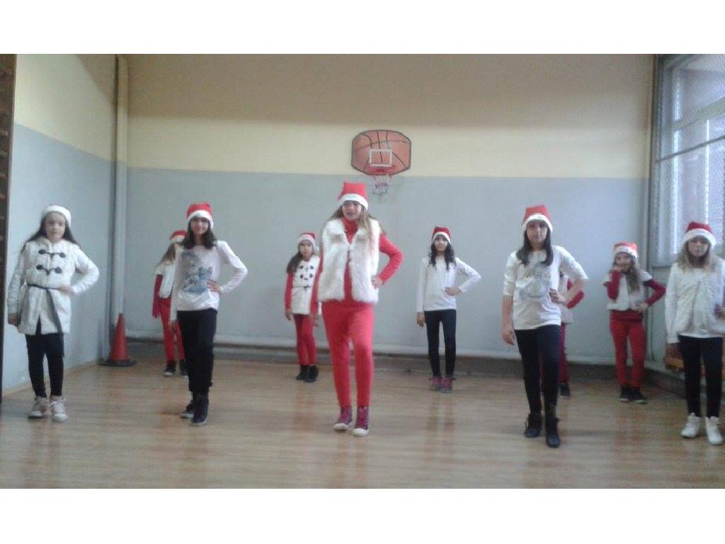 Коледно-тържество